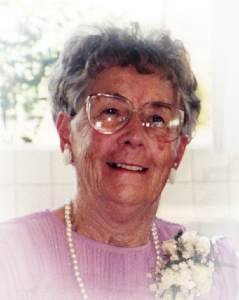 Jean (McCrainor) Crawford, 90, of San Diego, beloved Mom and Grandma, passed away in her sleep in her Clairemont home on April 26, 2011. - crawford-jean-mccrainor